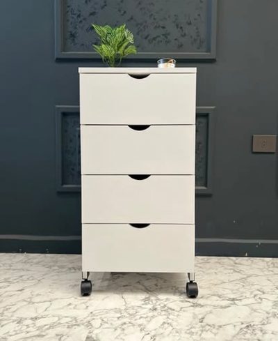 Comode 4 drawers فرزات